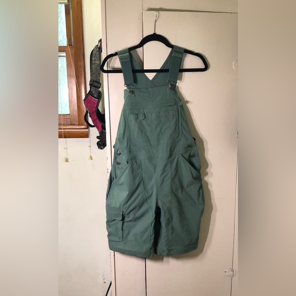 Duluth Trading coveralls gardening shorts